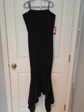 Vince Camuto Black High-Low Spaghetti Strap Mermaid Dress